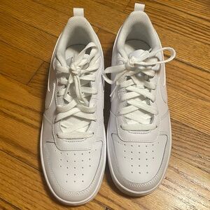 NIB Nike boy sneakers